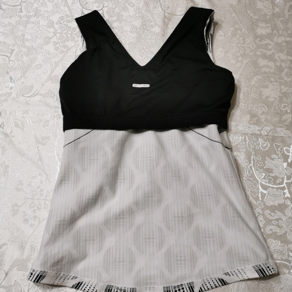 Lululemon Wet Dry Warm Tank Top - Picture 5 of 8
